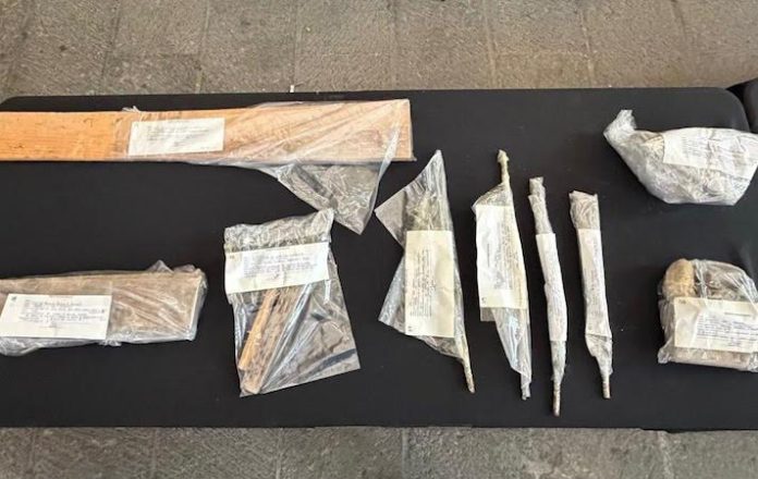 Asegura Fuerza Civil objetos peligrosos previo a marcha del 8M en Palacio de Gobierno