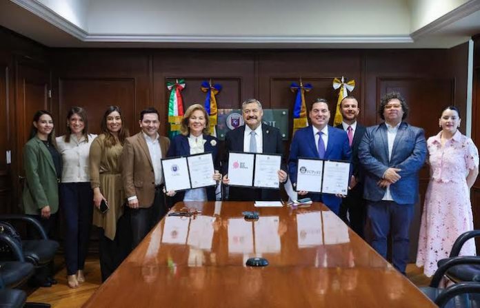 UANL impulsará colección editorial para rescatar la historia de mujeres mexicanas