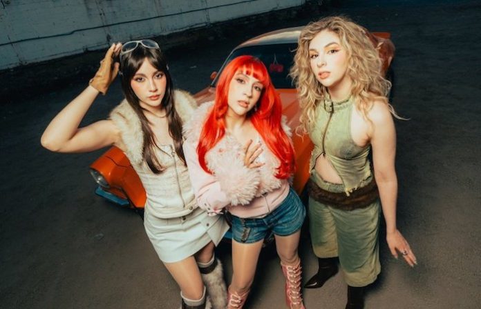 Video: The Warning encenderá Tecate Pa’l Norte 2026 con su nuevo sencillo “Kerosene”