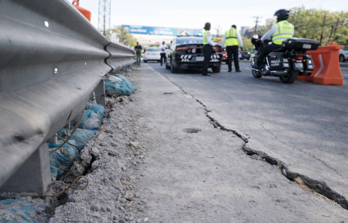 Choque de autoridades por cierre de carril exprés en Morones Prieto desata tensión en Monterrey