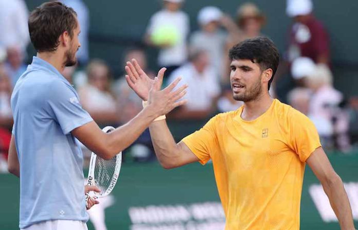 Medvedev se saca un diez al eliminar a Alcaraz en Indian Wells