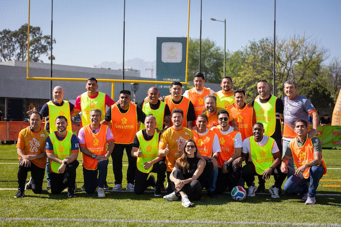 Samuel García lanza “MUNDIALEÓN” para llevar el fútbol y el espíritu del Mundial a los barrios
