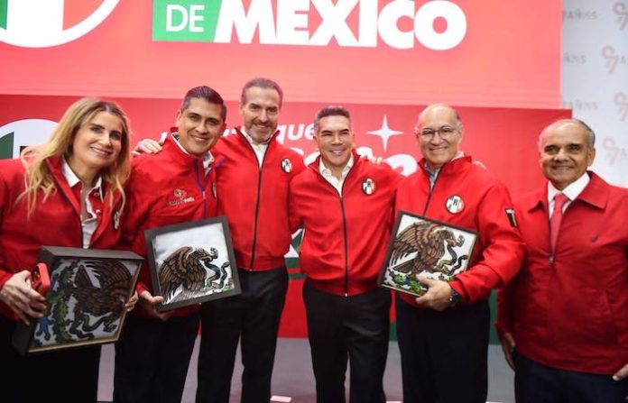 El PRI mueve sus piezas rumbo a 2027 y apunta a Nuevo León con Adrián de la Garza