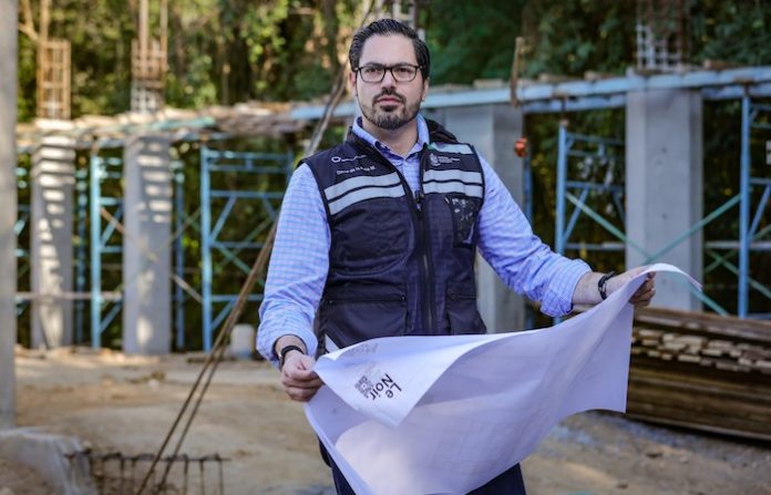 Supervisan avance de Centro Integral de Cuidados en Santiago; obra alcanza 70%