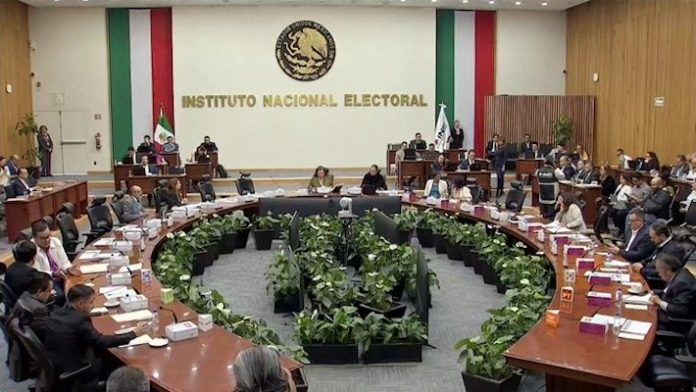 Diputados aprueban convocatoria para elegir consejeros del INE; registro inicia el 23 de marzo