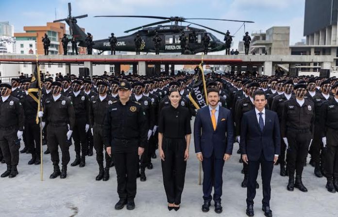 Gradúan a 323 cadetes de Fuerza Civil; Nuevo León suma más de 6 mil elementos