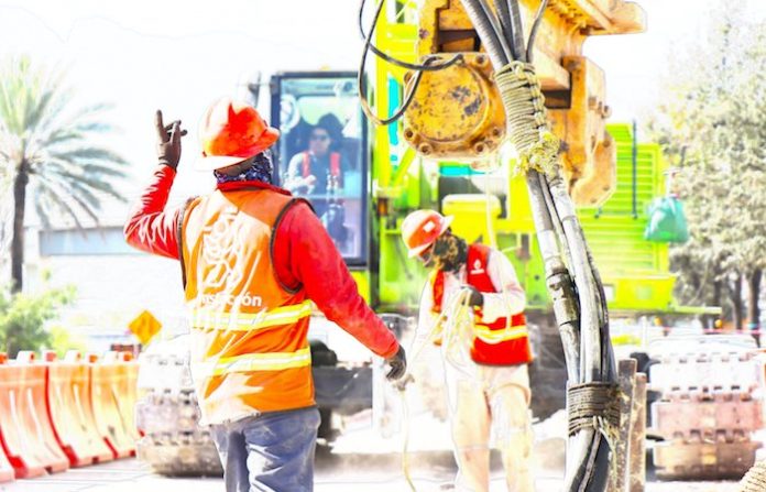 Colapso de cimbra en obras de la Línea 4 del Metro deja cinco trabajadores lesionados en la Estación Obispado