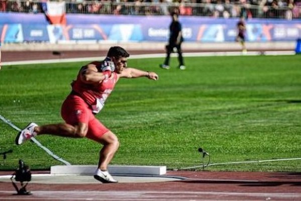 Uziel Muñoz se mete al top 10 mundial en impulso de bala en Polonia