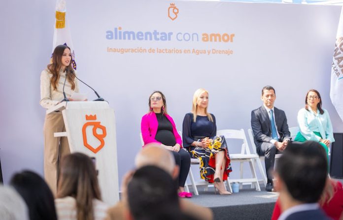 Mariana Rodríguez lleva la lactancia al centro del trabajo con nuevos espacios en Agua y Drenaje