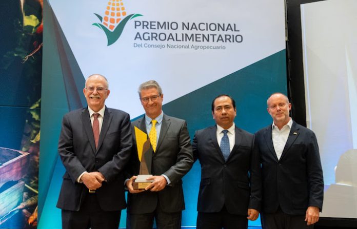 Agricultura Nacional se consolida como gigante del agro y conquista por tercera vez el máximo premio del sector