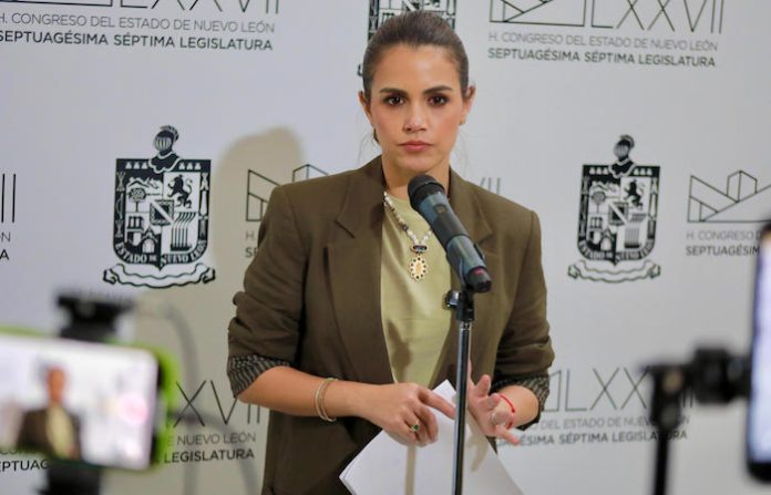 Buscan frenar “herencias” en alcaldías: van contra vacío legal que permite nepotismo