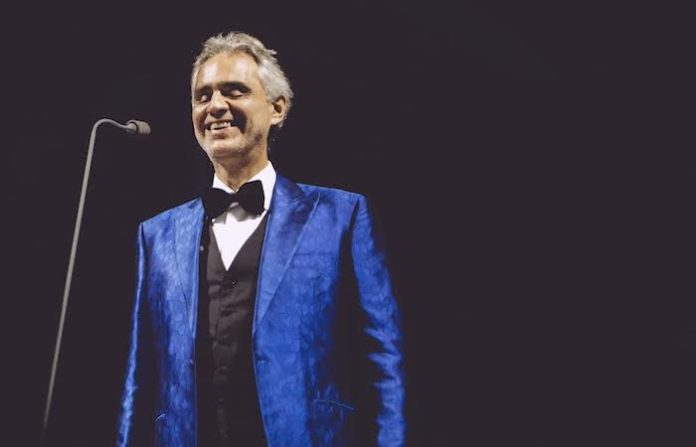 Andrea Bocelli ofrecerá concierto masivo gratuito en Zócalo de CDMX