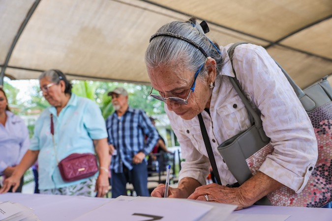 Santiago impulsa certeza patrimonial con entrega de testamentos a bajo costo