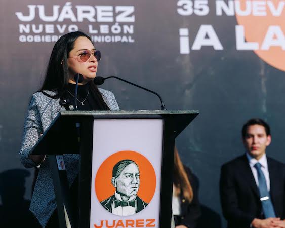 Refuerzan seguridad en Juárez con entrega de 35 nuevas patrullas