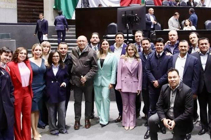 Diputados Federales del PRI acusan persecución política contra Karina Barrón
