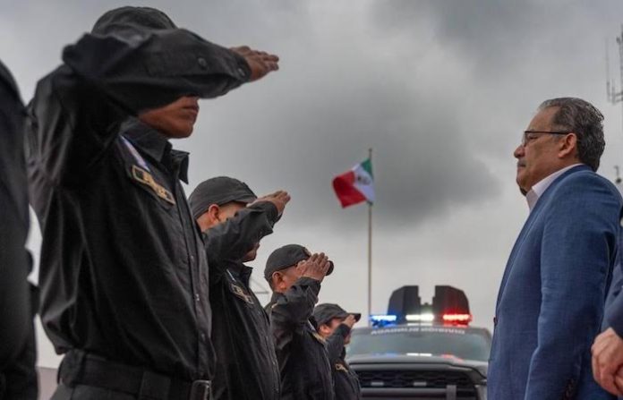 Escobedo reconoce a 131 policías con el Premio al Mérito Policial