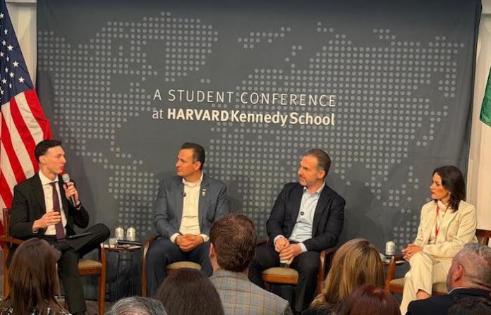 “El alcalde regio comparte su estrategia de resultados en Harvard”