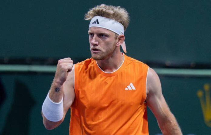 Davidovich vence a Mensik por quinta vez y vuelve a 4R en Indian Wells