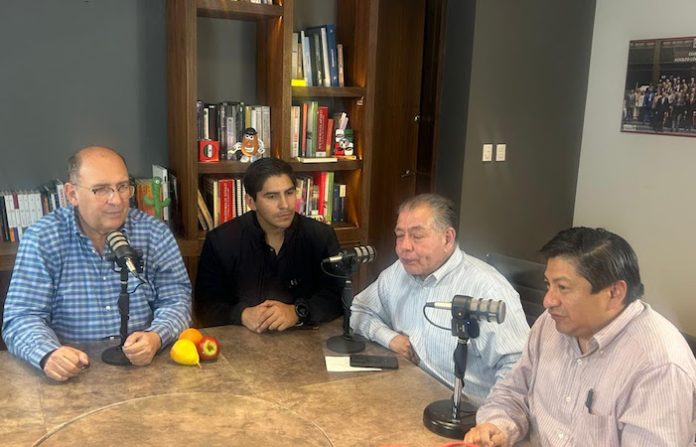 “El gobierno está sin recursos y busca remediarlo con reformas que ponen en riesgo el ahorro de los trabajadores”: Rubén Moreira