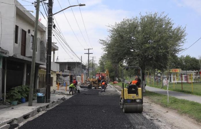 Refuerza Héctor García programa de bacheo para mejorar movilidad en Guadalupe