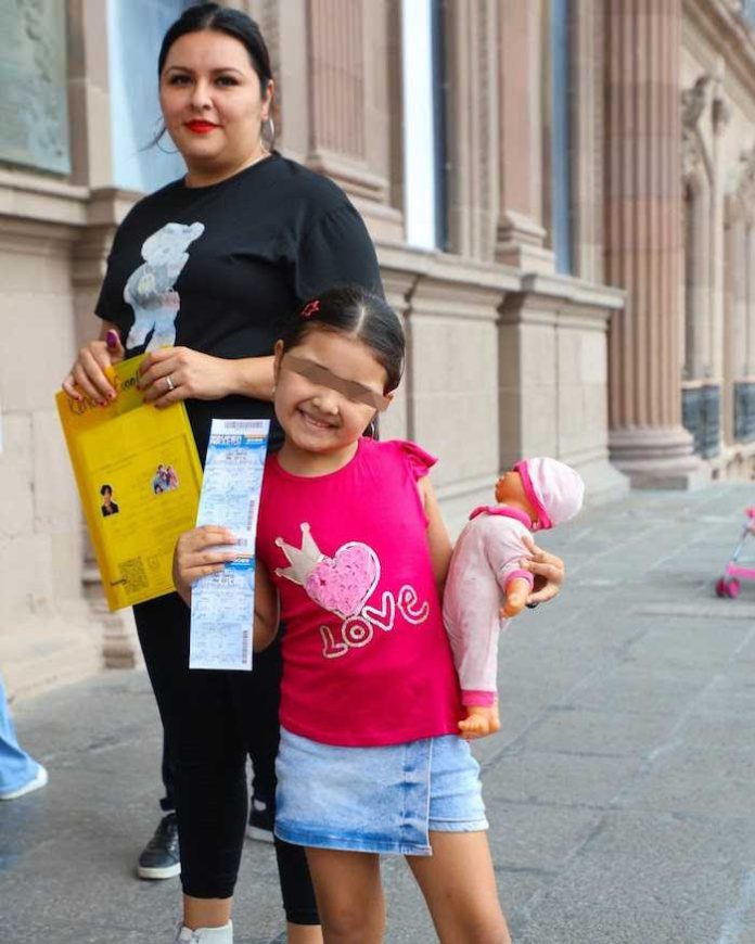 Lara Campos y Ana Sofi W encabezan concierto infantil; boletos se agotan en pocas horas