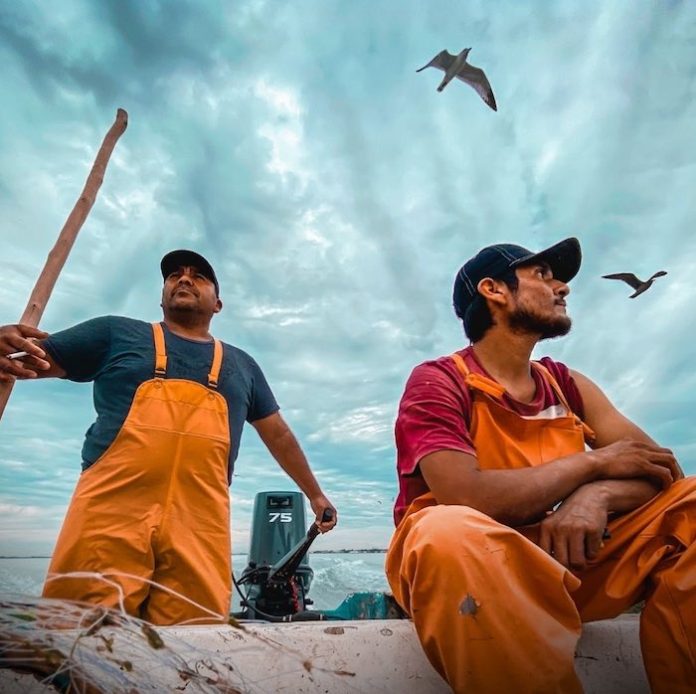 El derrame de crudo en la costa este de México paraliza la actividad de 20.000 pescadores