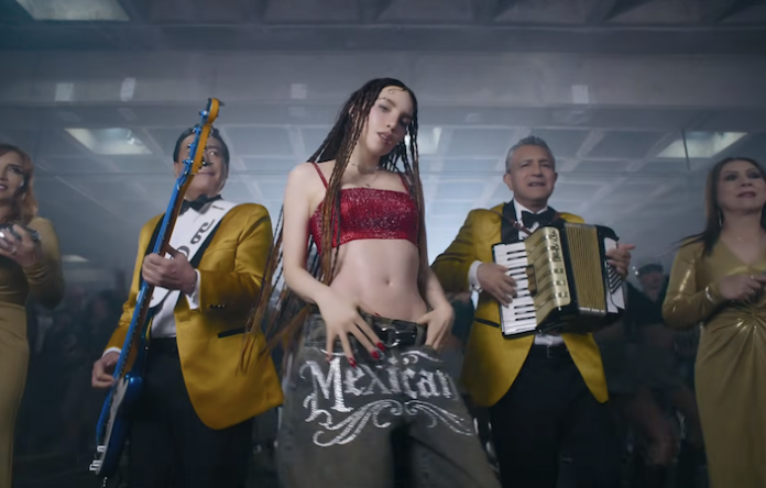 Audio: Belinda y Los Ángeles Azules lanzan “Por Ella” canción oficial del Mundial 2026