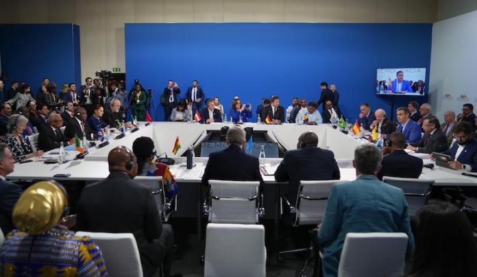 Sheinbaum propone destinar gasto militar a reforestación y rechazar intervención en Cuba