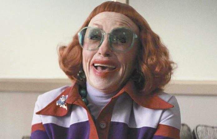 Lo que se sabe de “Gladys”, la precuela del éxito de terror “Weapons”