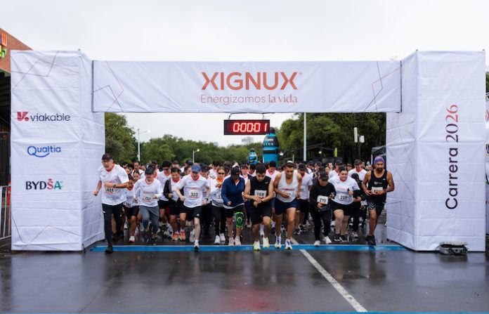Más de 2 mil corredores celebran el 70 aniversario de XIGNUX con carrera sustentable en Monterrey
