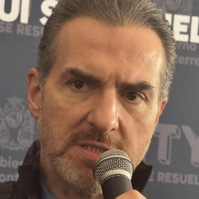 Adrián de la Garza defiende obras en torno al Arco de la Independencia y asegura que será protegido