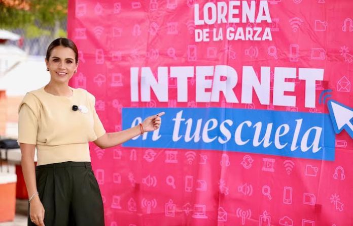 Internet llega al aula: Lorena de la Garza impulsa conectividad en primaria de Monterrey