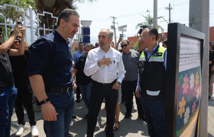 Adrián de la Garza inaugura urbanismo táctico en San Bernabé