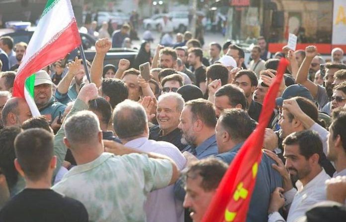 Presidente iraní afirma que Teherán no participará en negociaciones bajo presión