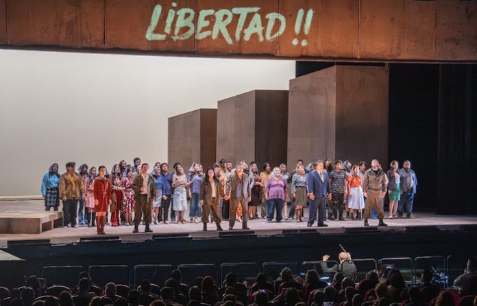 Monterrey vive noche histórica con el estreno de Fidelio y el regreso de Ramón Vargas