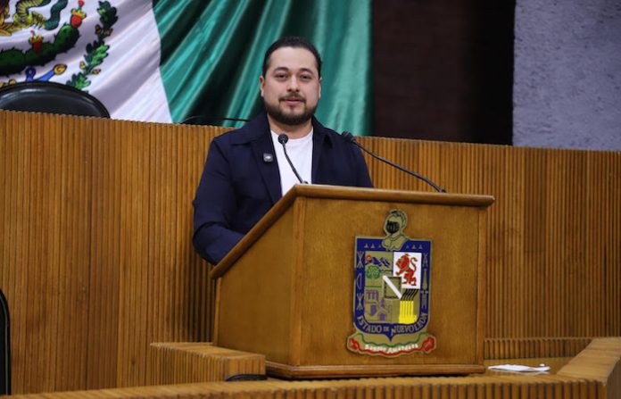 Exigen sanción a tránsitos de Santa Catarina por presunta extorsión a transportista