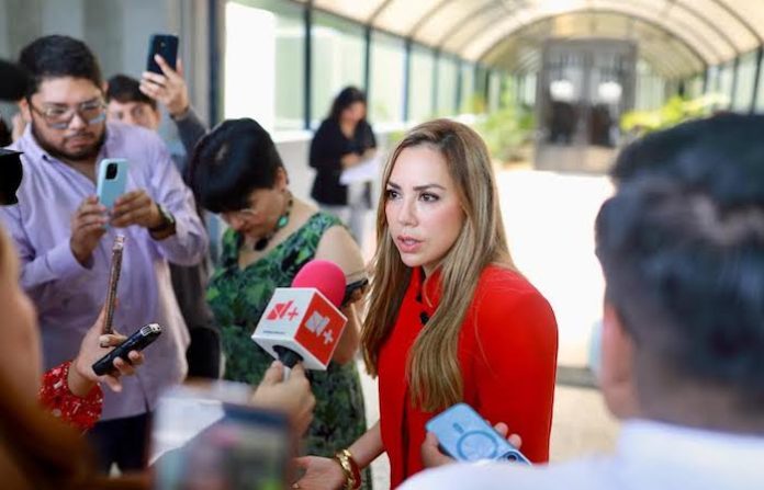 Diputada plantea comisión especial para vigilar nueva Ley de Educación