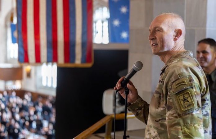 La destitución del jefe del Estado Mayor causa descontento en el Ejército de EU, según medios