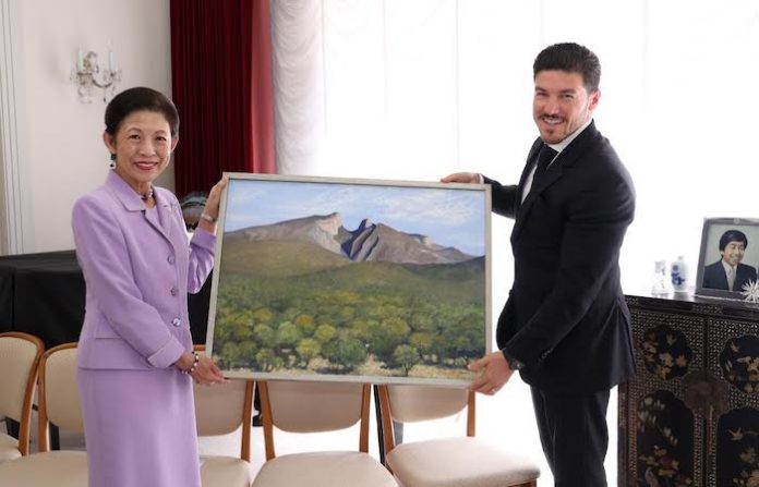 Samuel García se reúne con princesa japonesa para fortalecer lazos rumbo al Mundial 2026