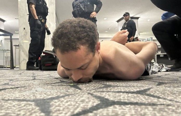 Acusado de intentar asesinar a Trump en cena oficial se declara inocente, según medios