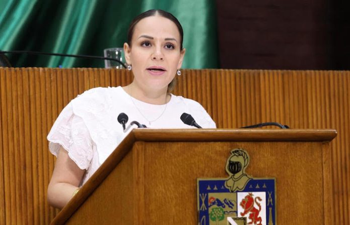 Exige diputada soluciones por fallas de agua en Cadereyta y Montemorelos
