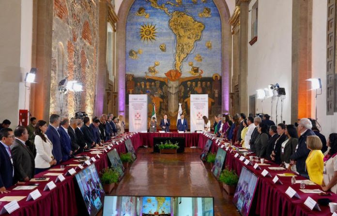SEP recula y mantiene calendario escolar; descartan megavacaciones por calor y Mundial 2026