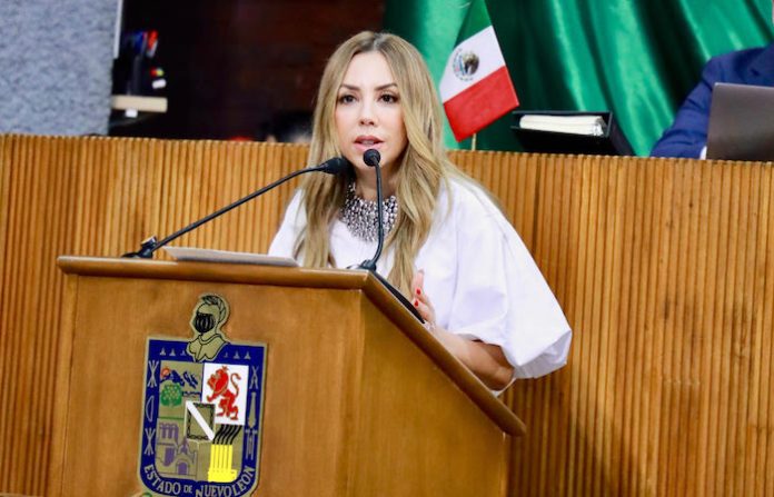 Instalan comisión especial para garantizar aplicación de Ley de Educación