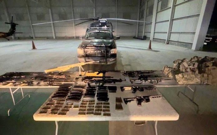 Dejan arsenal y fusil Barrett tras enfrentamiento con Fuerza Civil en Doctor Coss