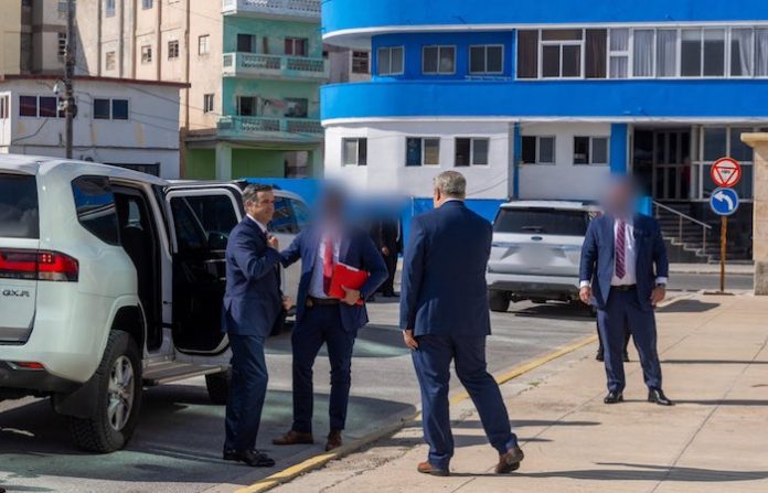 Ministro del Interior cubano se reúne con director de la CIA en La Habana, confirman autoridades de la isla