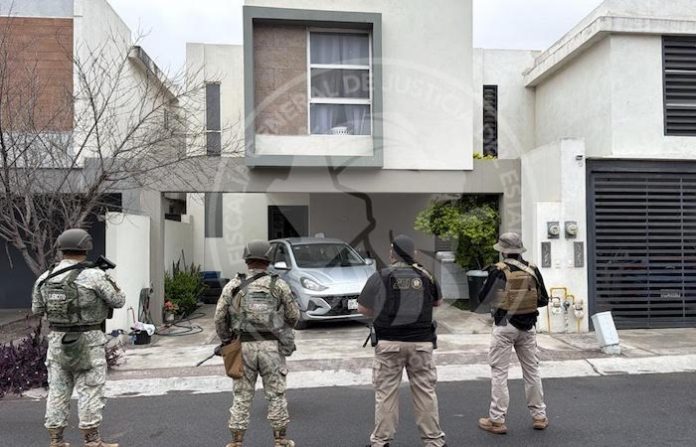Cateos simultáneos en García dejan 13 detenidos y 17 vehículos asegurados