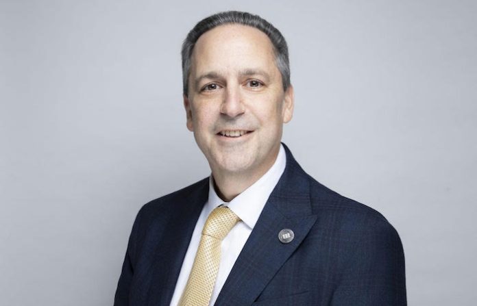 UDEM nombra a Eugenio Garza y Garza como nuevo rector; asumirá en agosto de 2026