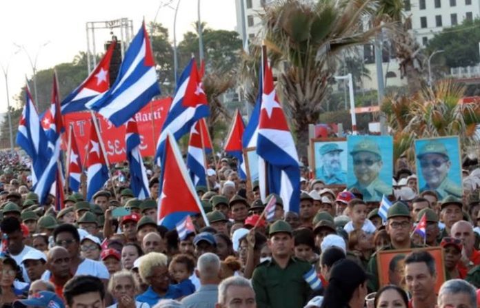 Marcha para respaldar a Raúl Castro demuestra que “es un símbolo para el pueblo cubano”, afirma un experto