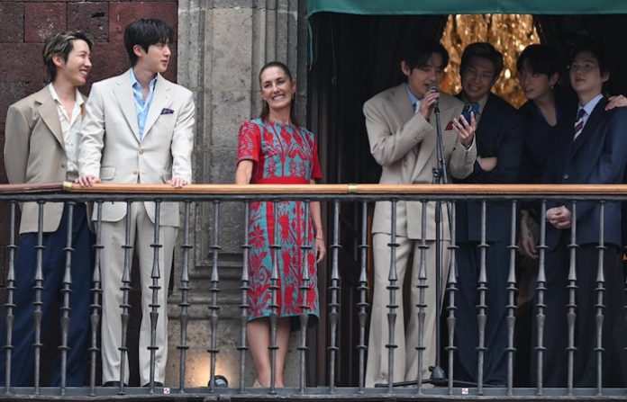BTS conmueve con el íntimo detrás de cámaras de su visita a Palacio Nacional