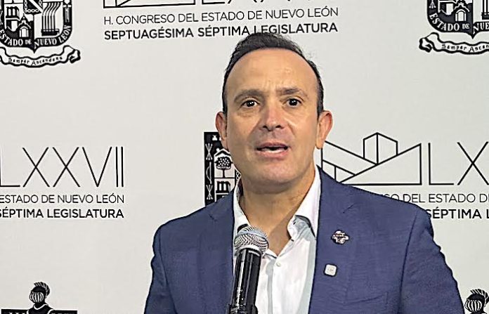 Samuel bajo fuego: acusan desvío de recursos de Agua y Drenaje para fines políticos